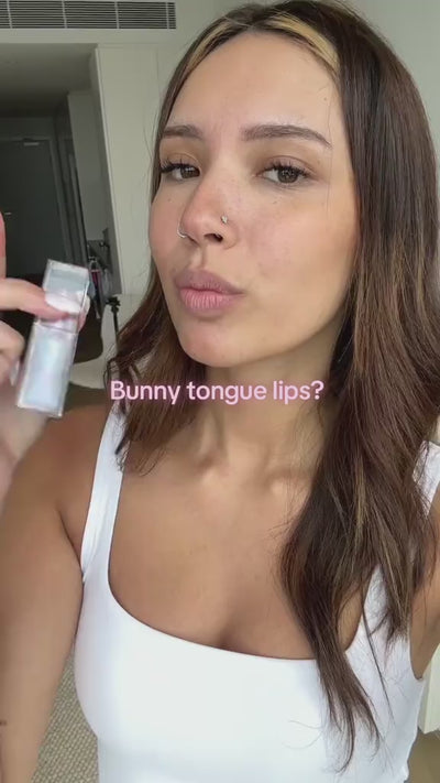 how to achieve bunny tongue lips shade with the cheekyglo colour changing lip oil